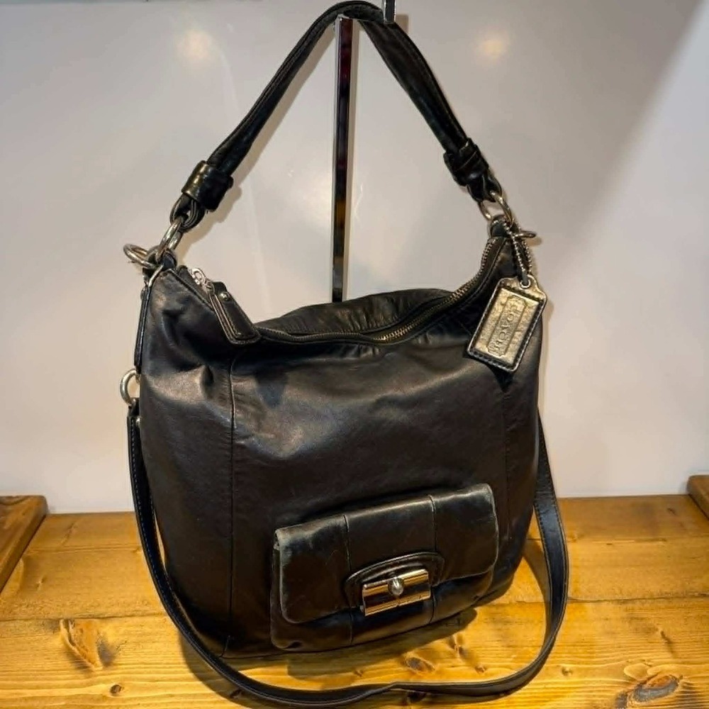 Coach Kristin Leather Hobo Bag Black Turnlock Front Pocket Shoulder Crossbody